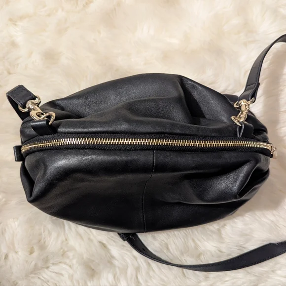 Vince Camuto Supple Soft Black Leather Cross Body Shoulder Bag - Picture 4 of 7
